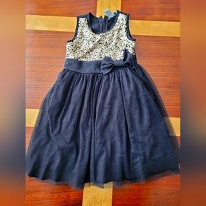 Girls' dresses